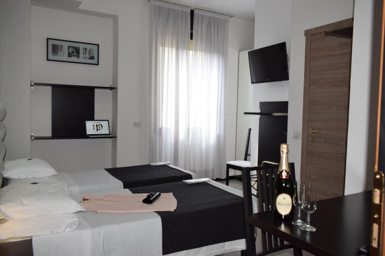 Hotel Perugino Milaan Buitenkant foto