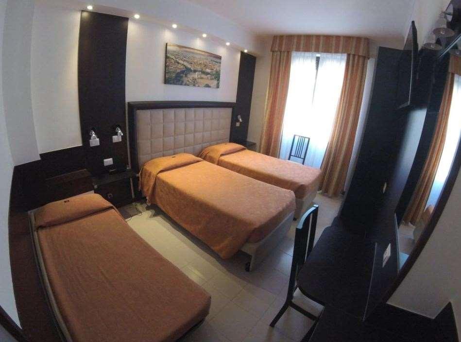Hotel Perugino Milaan Kamer foto